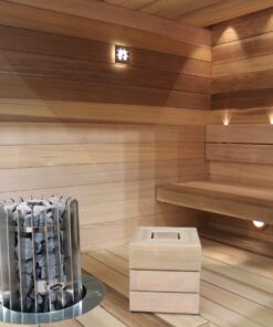 Stufa elettrica per sauna a torre Helo Rocher ambientata
